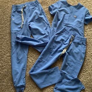 3 piece FIGS scrubs ceil blue